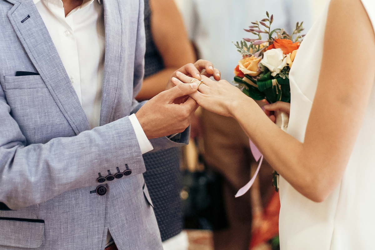 vow renewal in Padworth, Berkshire.